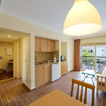 Kentia Apart Lägenhetshotell 4*